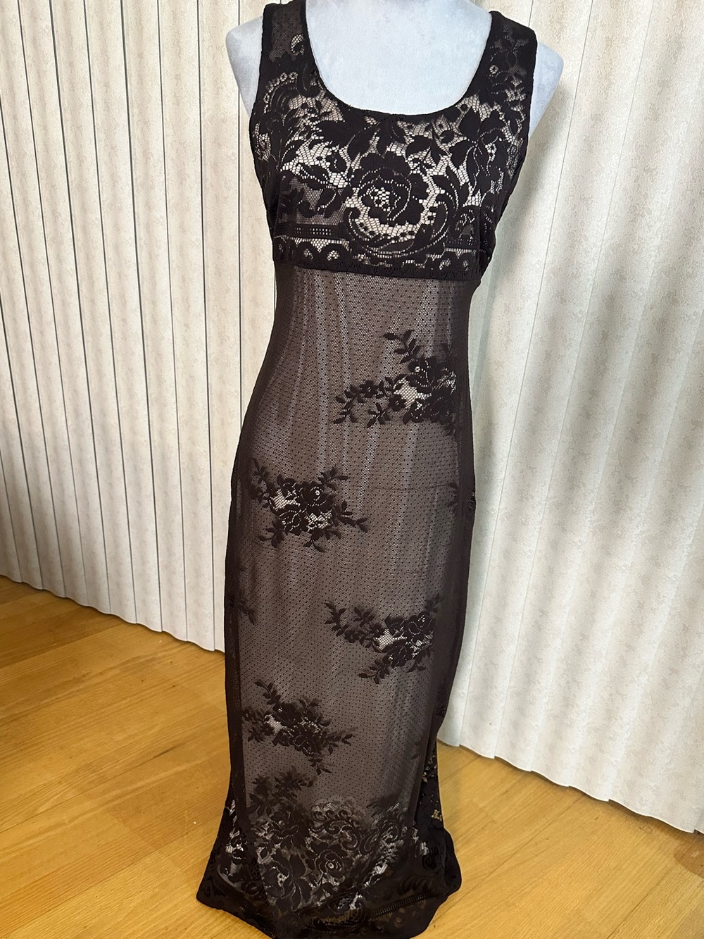 Dark Brown  Sheer Lace Maxi Dress Size 5/6
